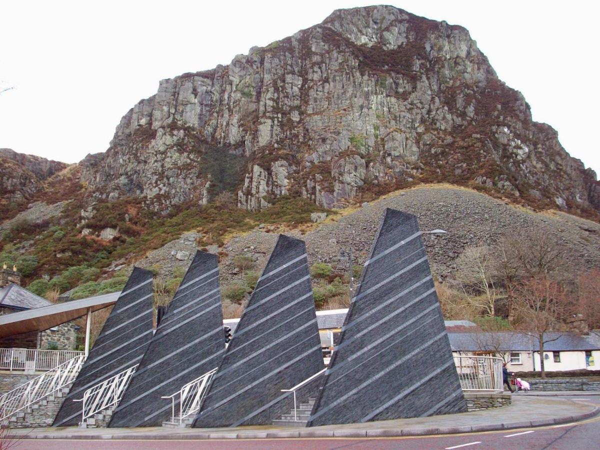 Zipworld Waterfalls Eryri Dogs Welcome 3 Bed Sleeps 5 Blaenau Ffestiniog Luaran gambar